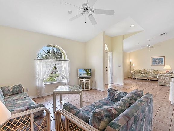 4th image of 12317 Casals Ln