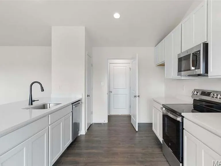 408 Honor Hill Dr — Photo 20