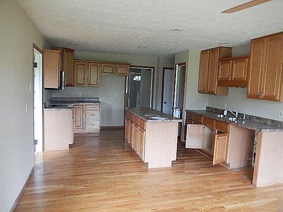 5th image of 7159 Fox Plum Dr