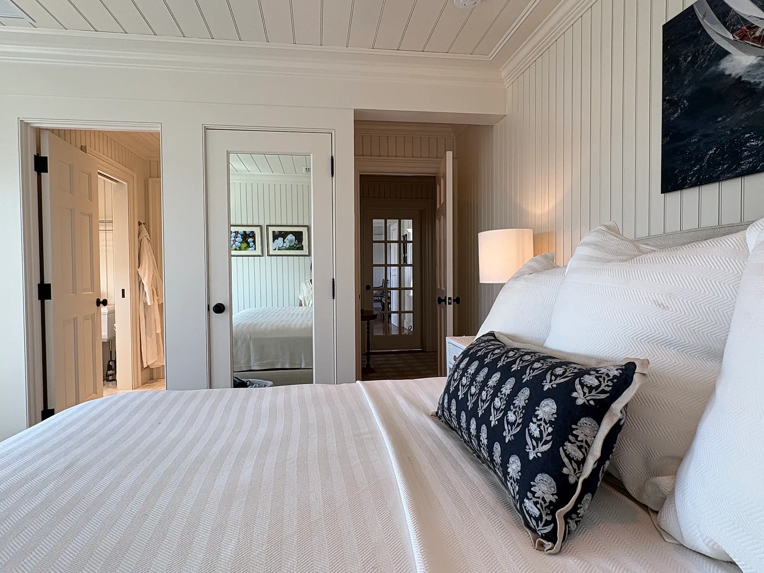 2 bed, 1000 sqft, $4,000 — Photo 3
