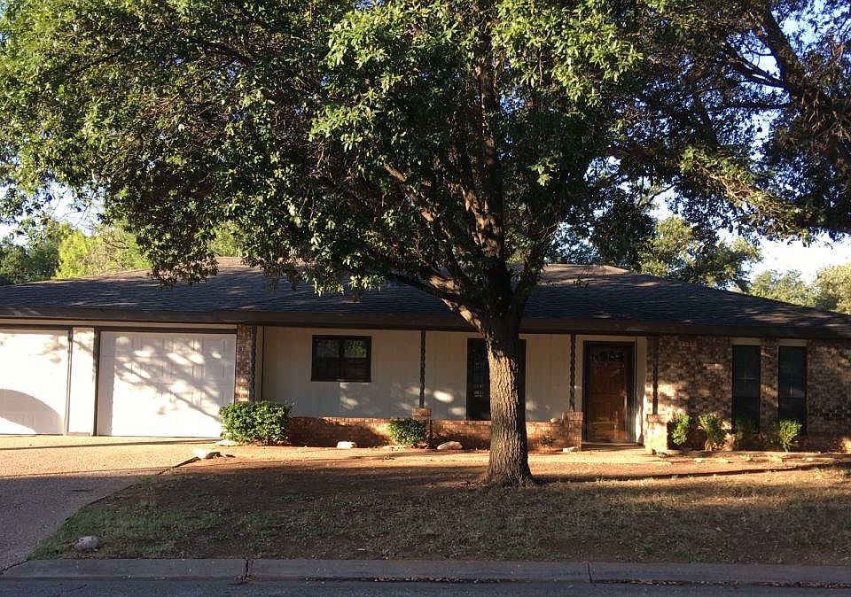 1st image of 3837 Driftwood Dr