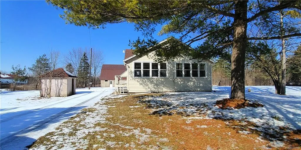 5116 Gratiot Ave photo 1