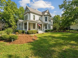 298 S Lincoln Dr, Troy, MO 63379