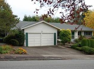 1430 SW Chestnut Dr, Portland, OR 97219