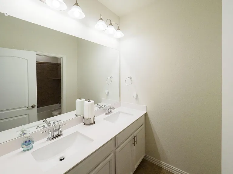 3110 Linham Dr — Photo 23