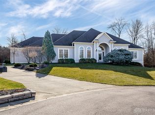6485 Canterbury Dr, Franklin, OH 45005