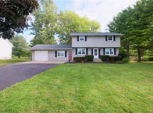 3904 Lockport Rd, Sanborn, NY 14132