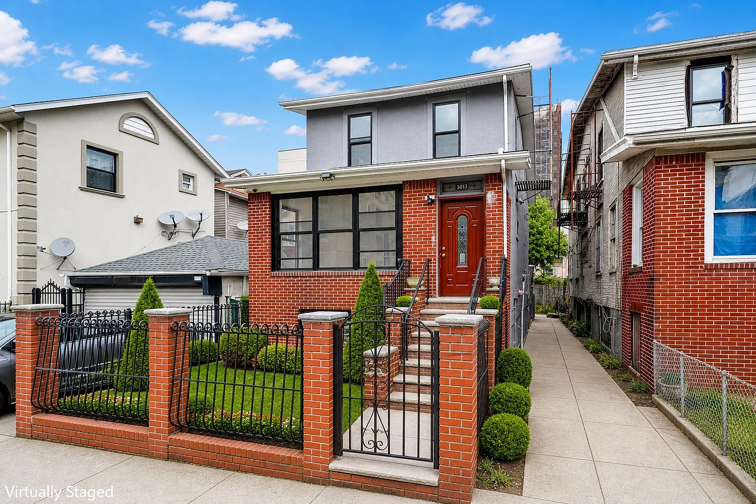3 bed, 900 sqft, $3,000 — Photo 1