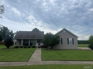 1036 Red Arrow, Sikeston, MO 63801