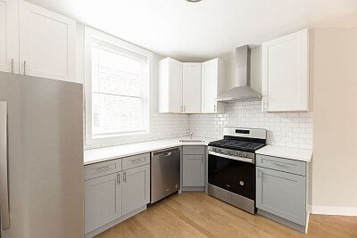 2nd image of 4840 N Wolcott Ave #G