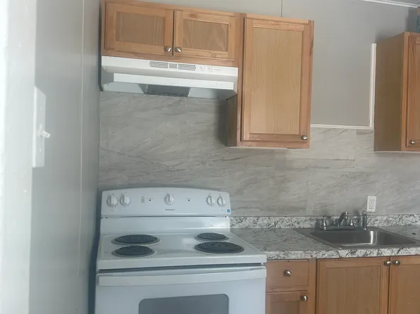 624-26 Cannon St #1, Syracuse, NY 13205