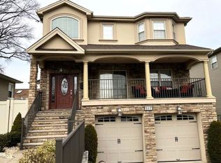 577 Arden Ave, Staten Island, NY 10312