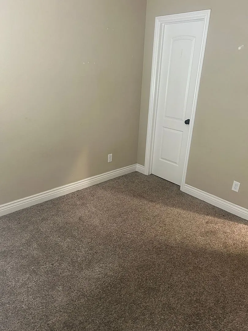 12 Overseer Ct — Photo 3