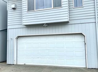 10288 Jamestown Dr #2B, Anchorage, AK 99519