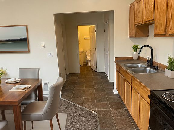 5th image of 1405 N Lincoln St APT 14