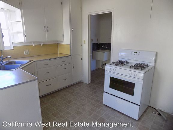 2nd image of 1147 Montalban St