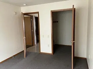 559-599 N. Maple Street - 575-A/60% — Photo 2