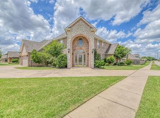 2937 Summit Hill Rd, Norman, OK 73071