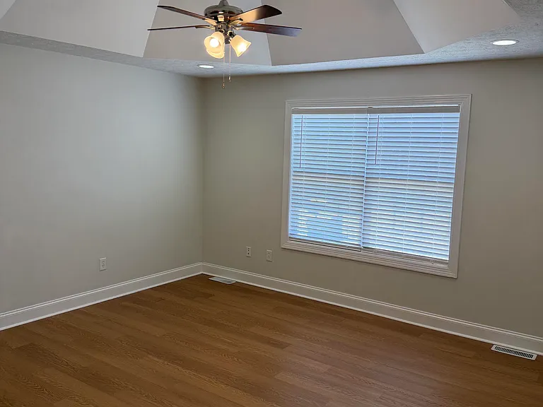 3448 Fair Oaks Ave — Photo 9