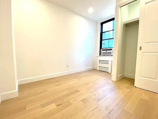 Rented by The Dermot Realty Management Company | media 40