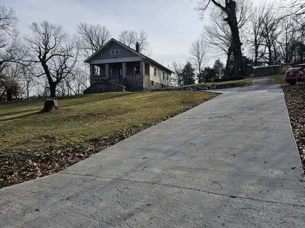 721 W Adams, Neosho, MO 64850