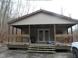 614 Martins Hollow Rd, Charleston, WV 25311