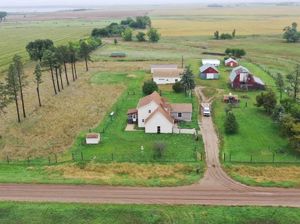 35050 254th St, Pukwana, SD 57370