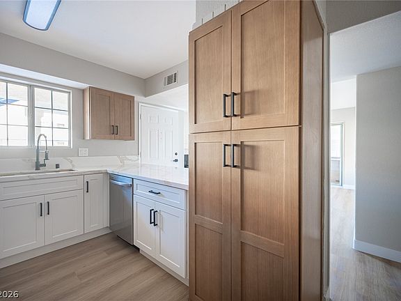 2nd image of 2725 S Nellis Blvd Unit 1169