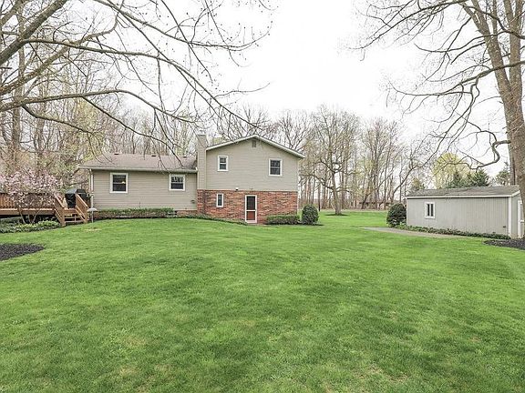 5th image of 11011 Ambler Ln