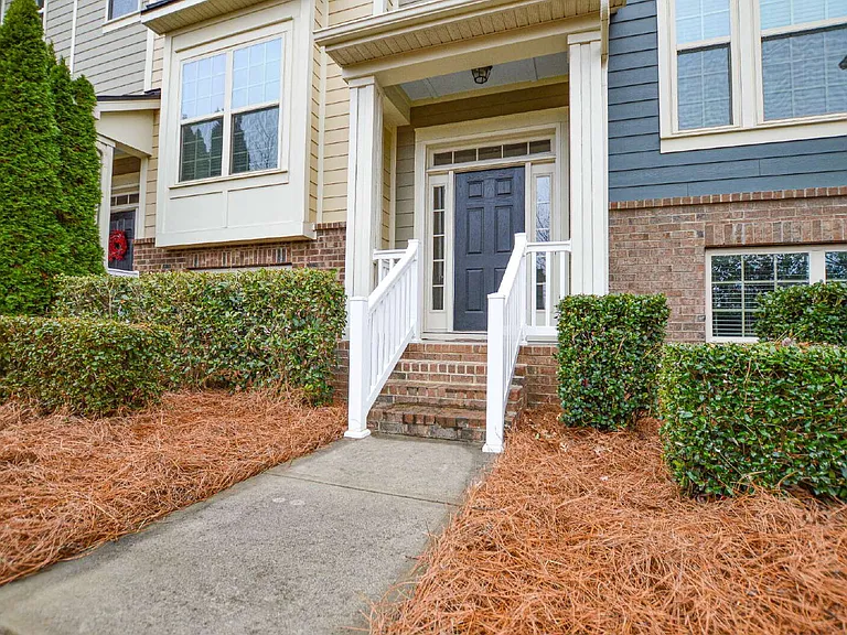 313 Annandale Dr — Photo 39