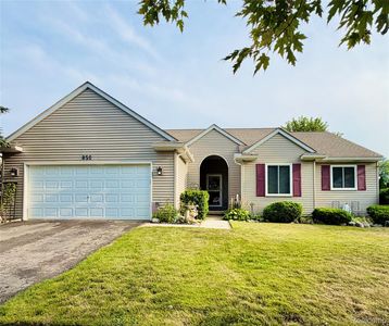 850 Cricket Xing, Pinckney, MI, 48169