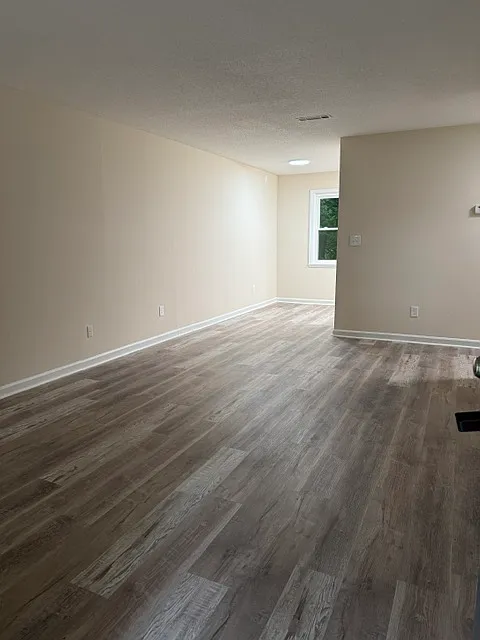 430 Critcher Drive - C2 — Photo 2