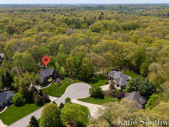 3rd image of 7688 Woodviolet Ct SE