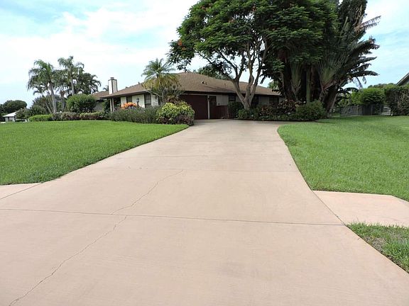 4th image of 3043 NE Ivy Lane