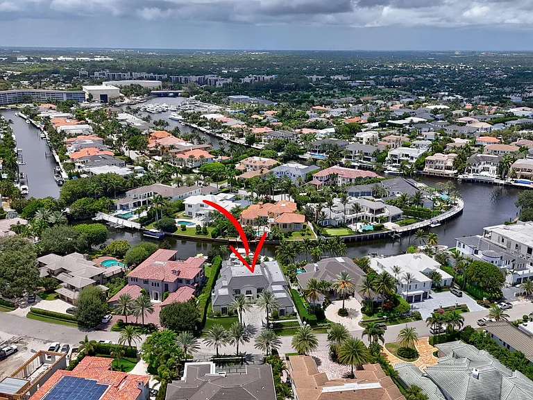 377 E Coconut Palm Rd — Photo 60