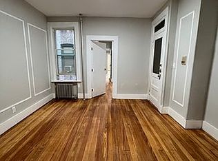 3010 45th St #2R, Astoria, NY 11103