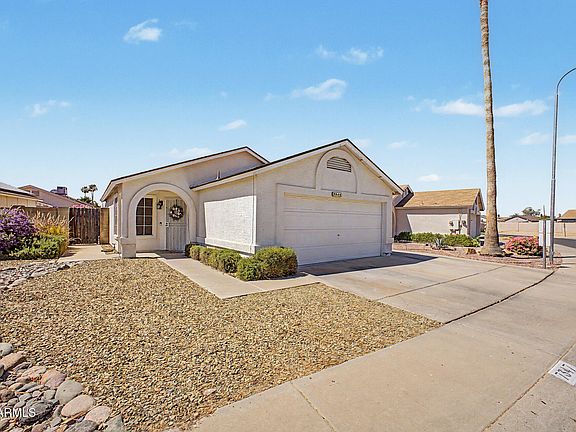 3rd image of 7347 W PARADISE Drive