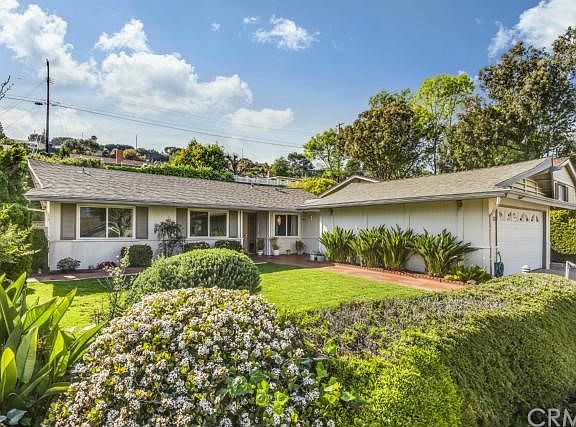 2nd image of 26635 Whitehorn Dr