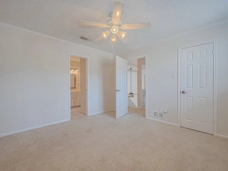 Paradise Valley Dr — Photo 25