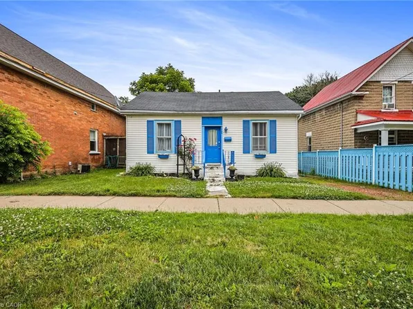 1785 4th Ave W, Owen Sound, ON N4K 4X7