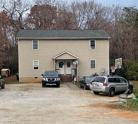 3rd image of 295 Lee Grant Ave