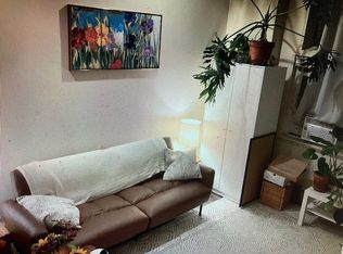 2313 Walnut St APT C3, Philadelphia, PA 19103