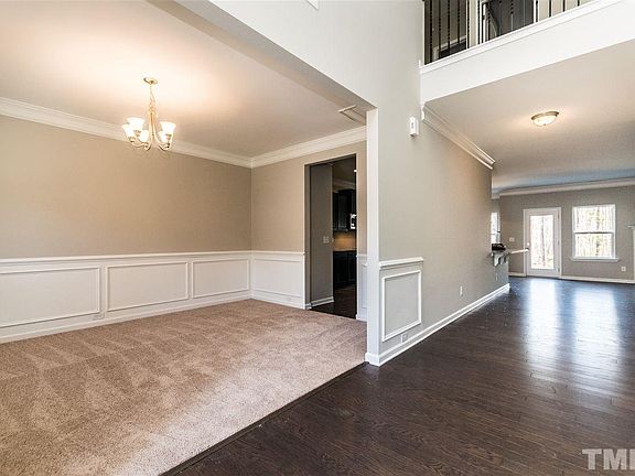 5th image of 64 Creststone Ct