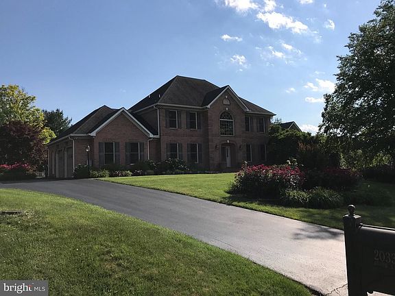 4th image of 20337 Ayoub Ln