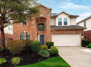 122 E Spindle Tree Cir, The Woodlands, TX 77382