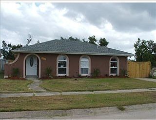 1st image of 3705 Plaza Dr