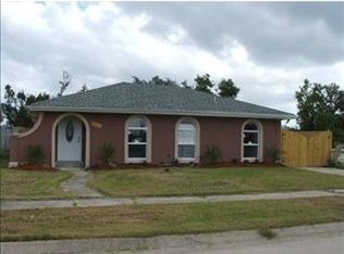 3705 Plaza Dr, Chalmette, LA 70043