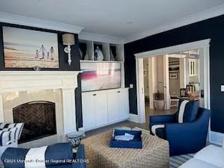 117 Sylvania Ave — Photo 10