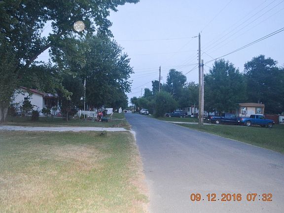 4th image of 517 Clarence St
