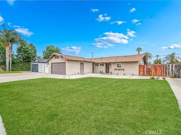 8828 Holly Ln, Riverside, CA 92503
